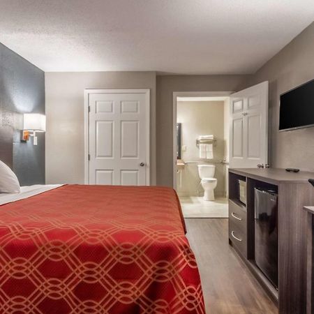 Econo Lodge East Ridge Чатануга Екстериор снимка