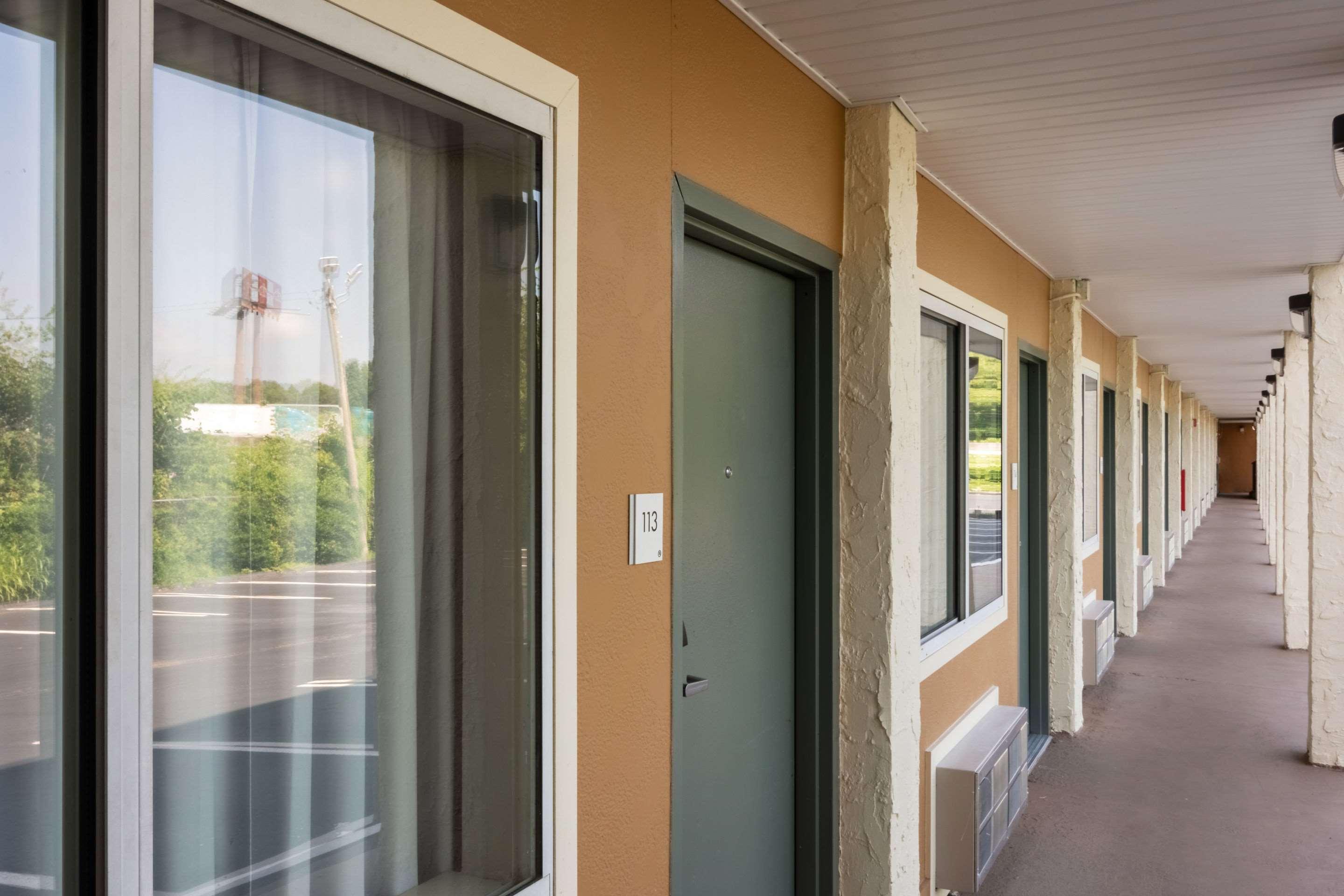 Econo Lodge East Ridge Чатануга Екстериор снимка