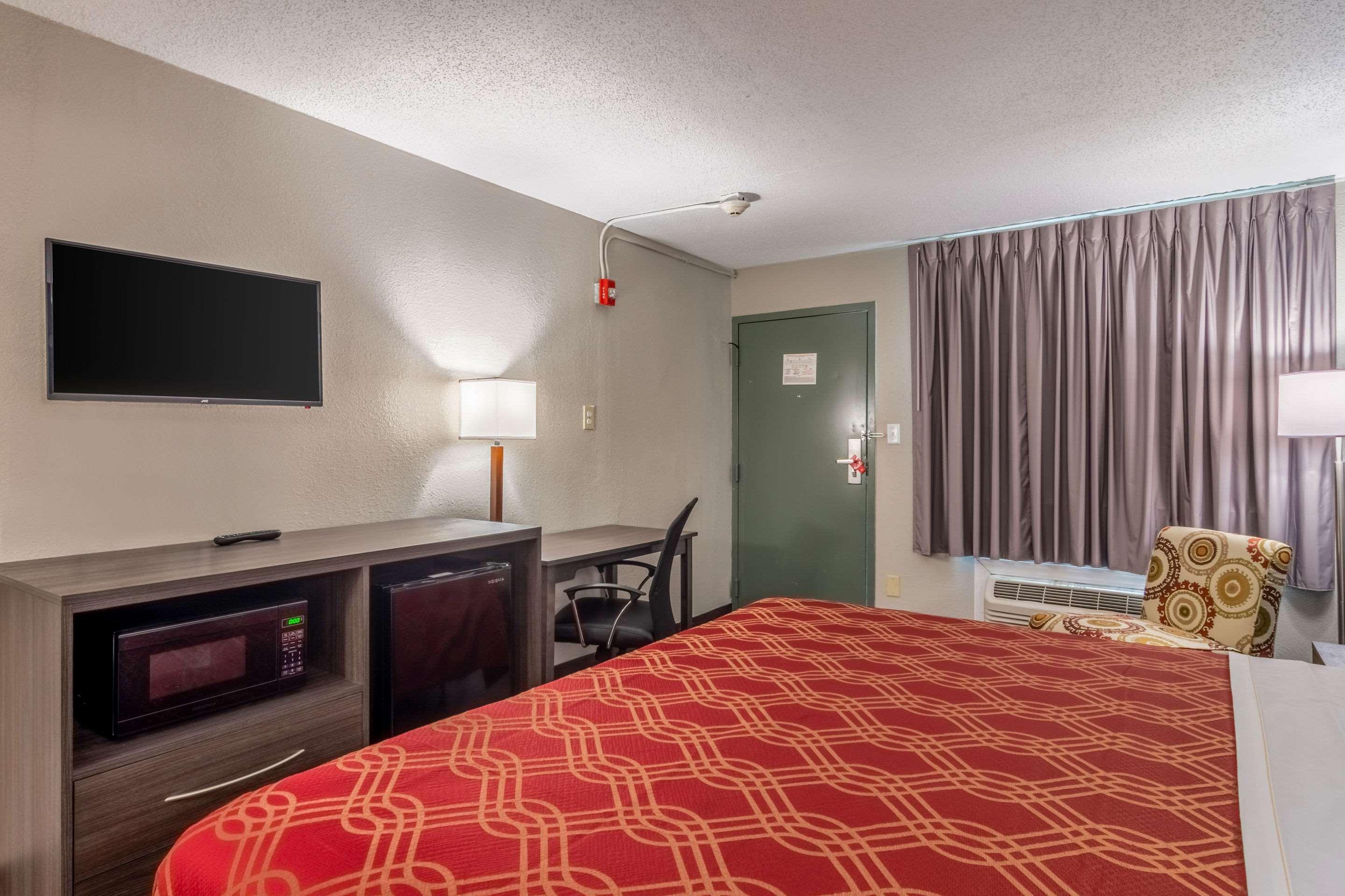 Econo Lodge East Ridge Чатануга Екстериор снимка