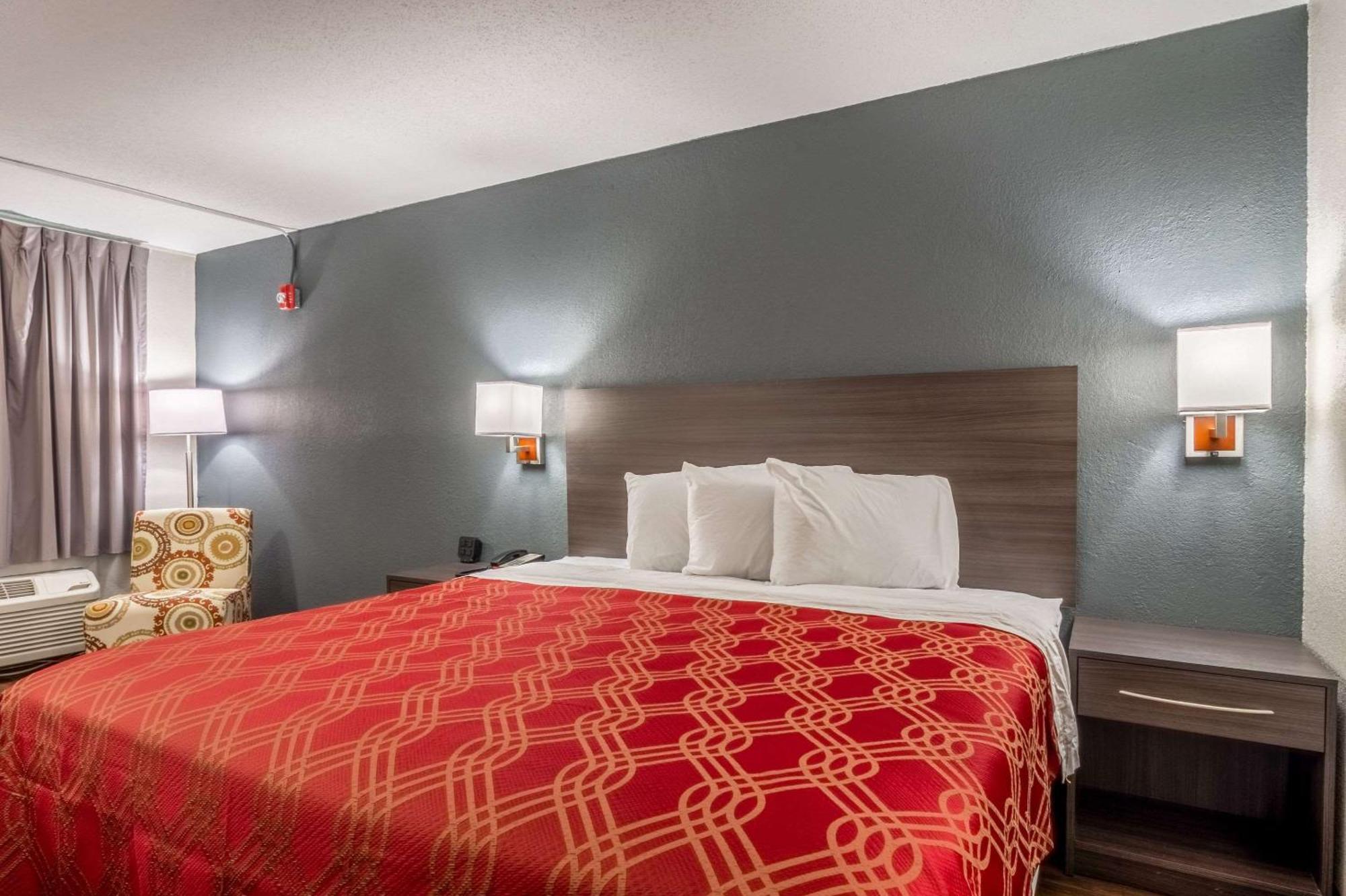 Econo Lodge East Ridge Чатануга Екстериор снимка